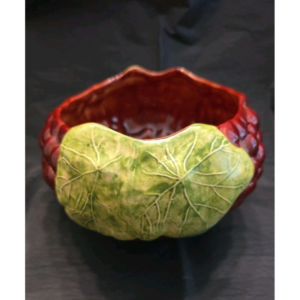 Vintage Majolica Ceramic Grape Cluster Bowl Made in Philippines Purple Leaf MCM - Picture 2 of 8